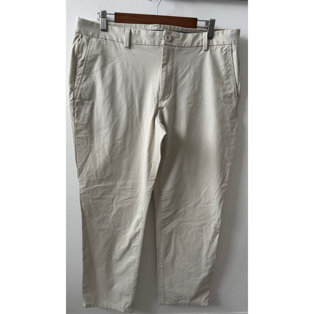 Vineyard Vines on the go pant men's size 35x32